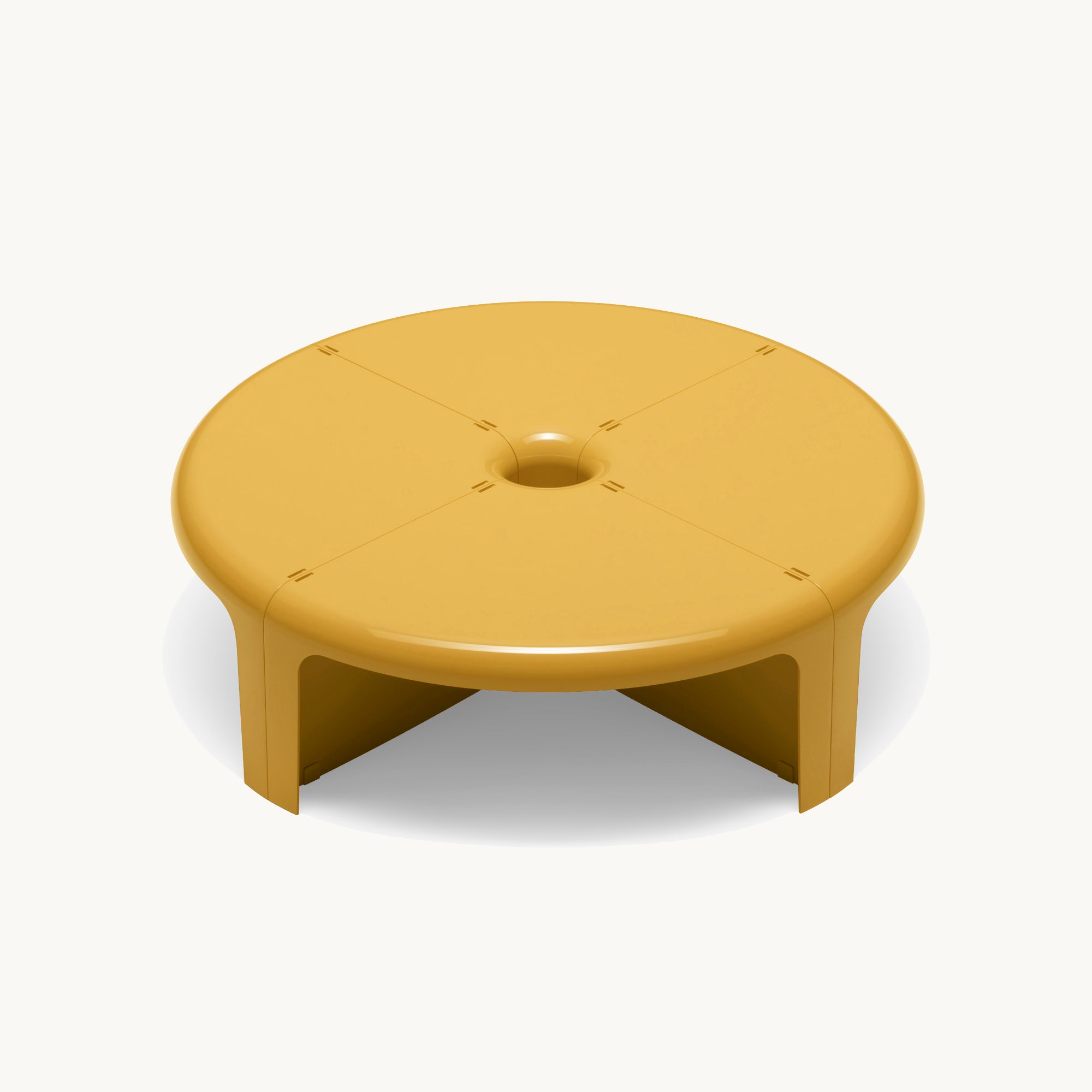 4/4 - Table