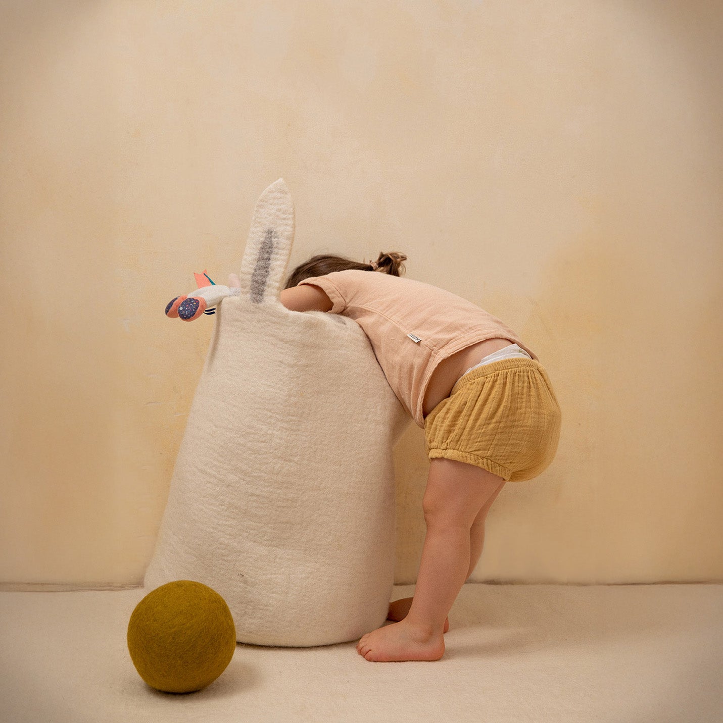 Bunny - Wool basket - High