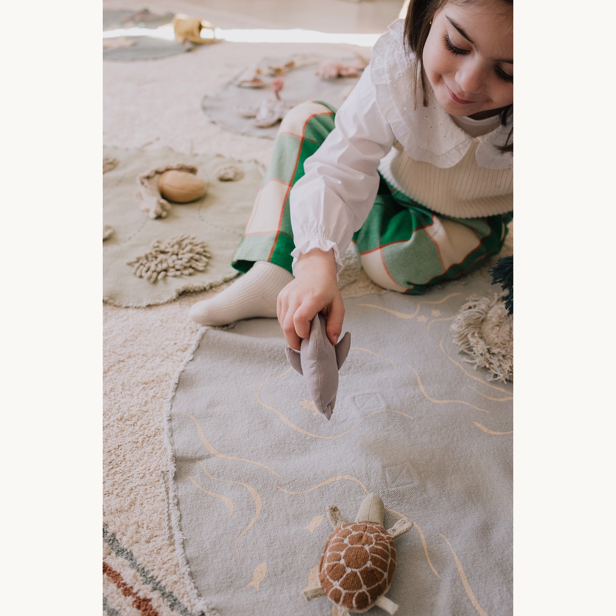 SMALL WORLD - THE ISLAND