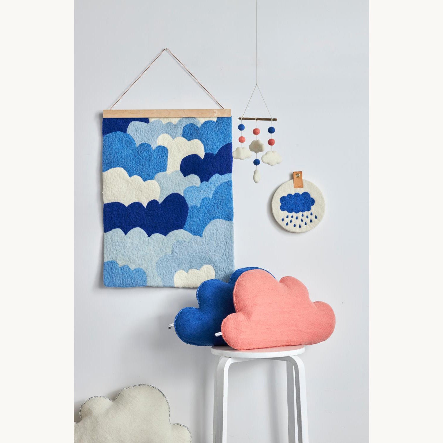 POSTER - Clouds