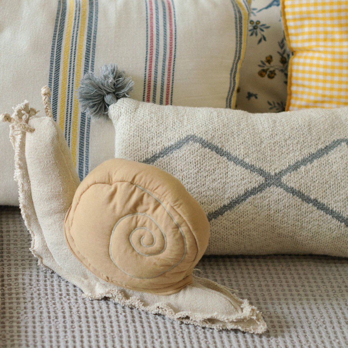 Lazy snail - Cushion